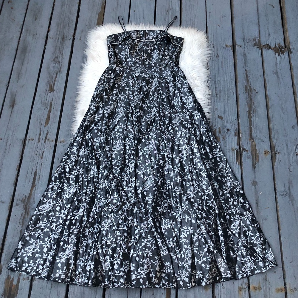 Bari Jay Taffeta Jacquard Metallic Rhinestone Floral Silver Black Maxi Dress 10